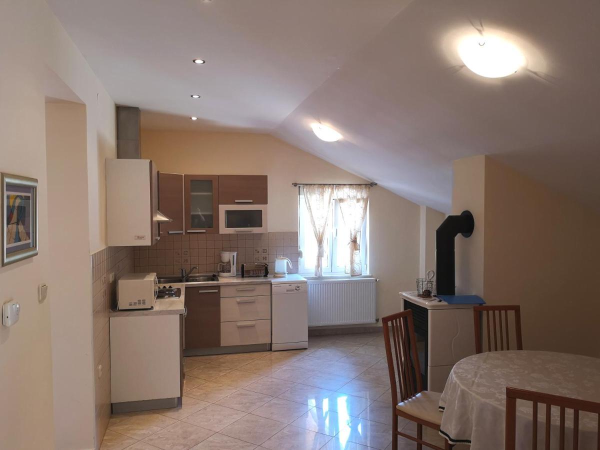 Apartments With A Swimming Pool Banjol, Rab - 11382 ภายนอก รูปภาพ