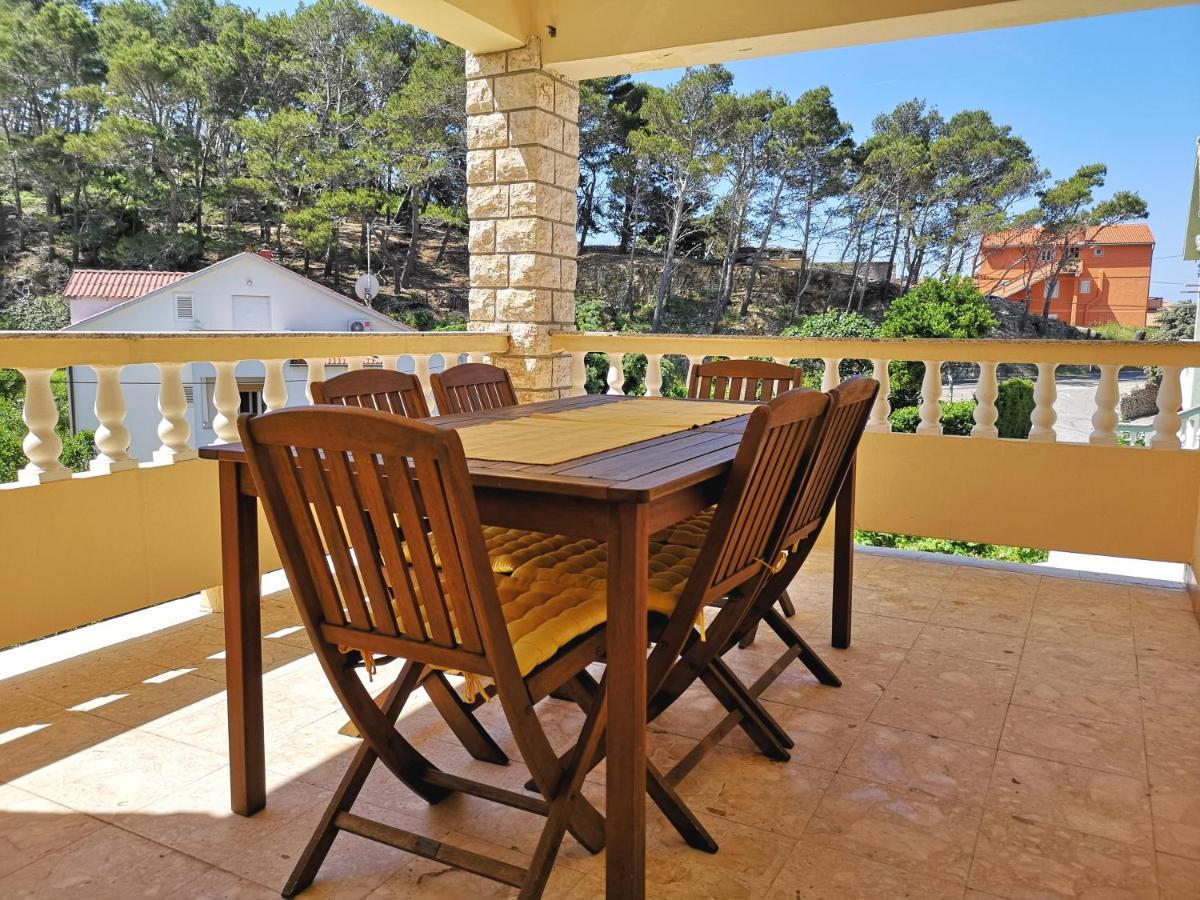 Apartments With A Swimming Pool Banjol, Rab - 11382 ภายนอก รูปภาพ