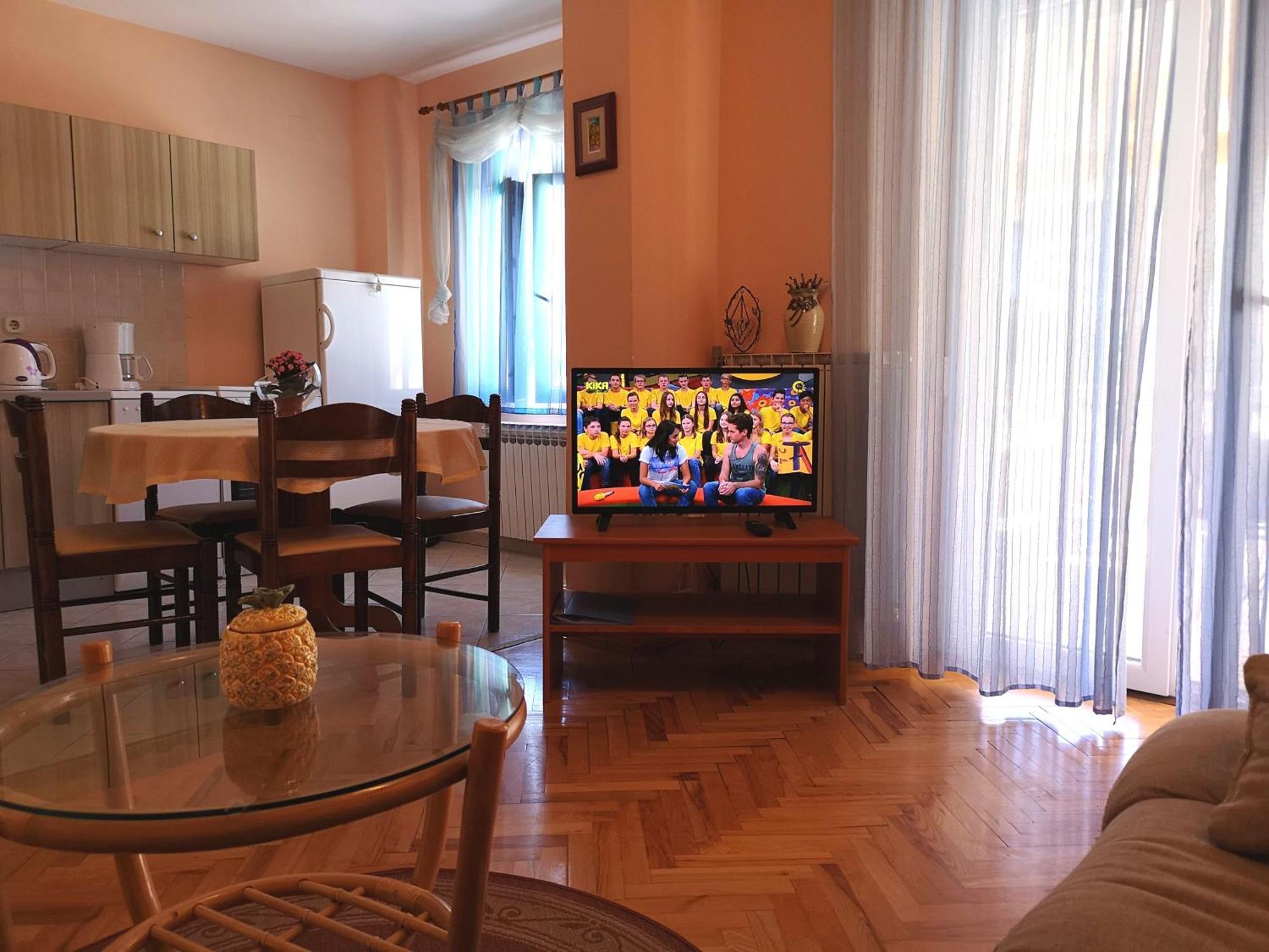 Apartments With A Swimming Pool Banjol, Rab - 11382 ห้อง รูปภาพ