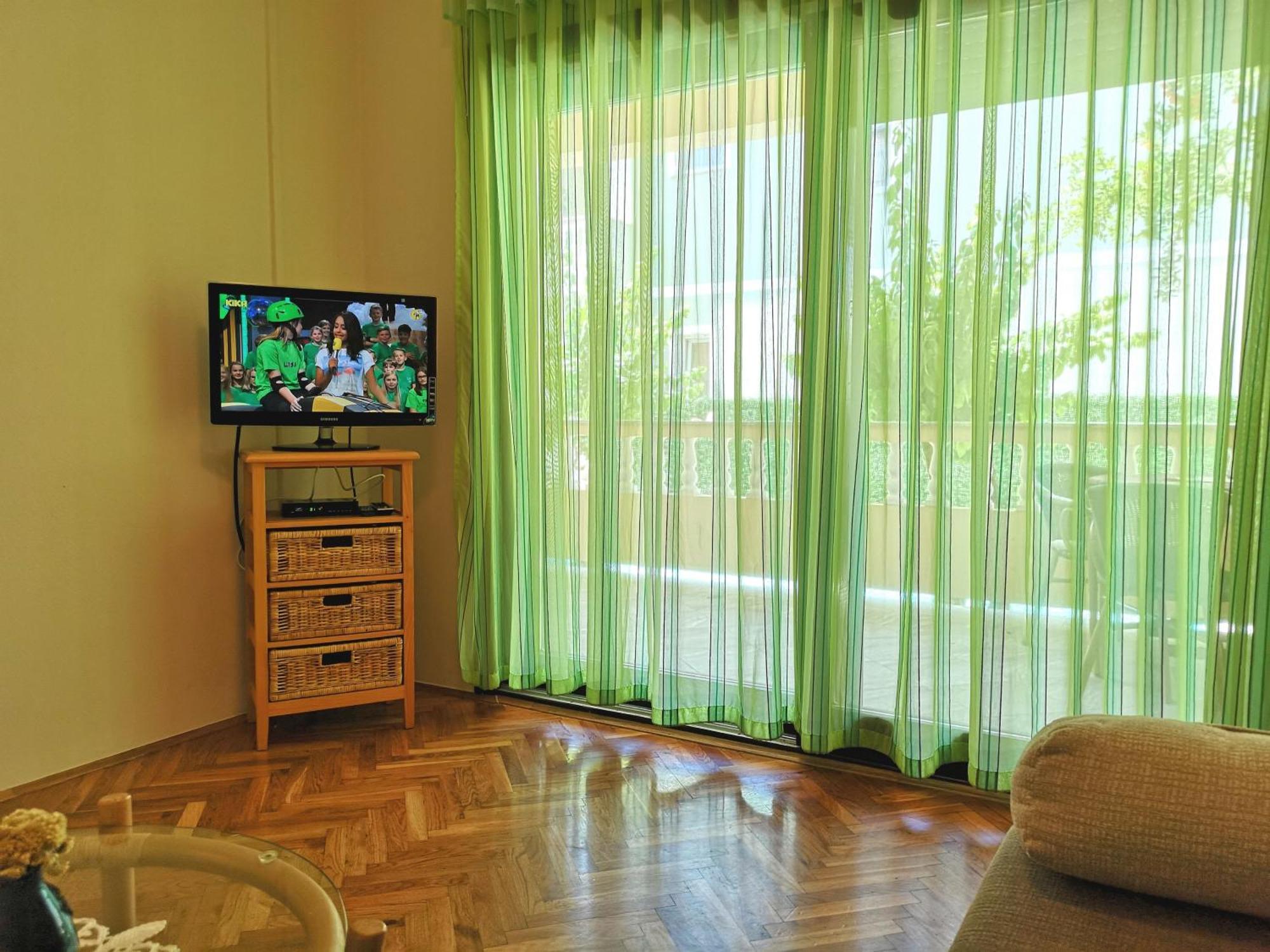 Apartments With A Swimming Pool Banjol, Rab - 11382 ห้อง รูปภาพ